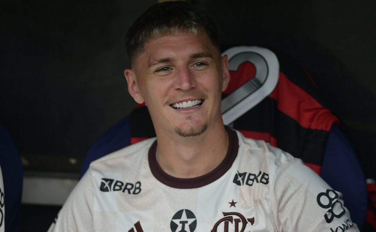 Varela pode deixar o Flamengo e disputar a Libertadores por supercampeão continental