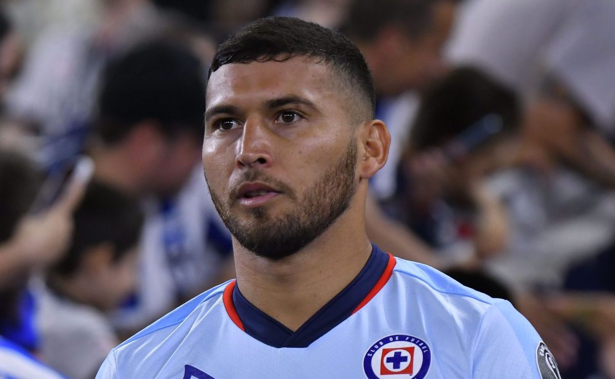 Cruz Azul: Juan Escobar accuses Ivan Alonso and backs Martin Alselmi Cruz Azul: Juan Escobar accuses Ivan Alonso and backs Martin Alselmi