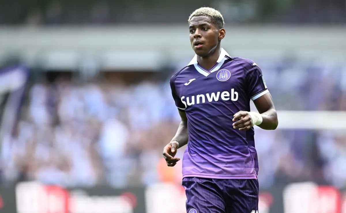 VIDEO | Nilson Angulo se mandó una jugada de crack y golazo en Bélgica