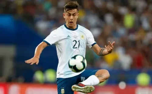 Dybala con la camiseta Albiceleste. (Foto: Getty)