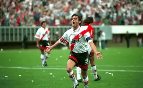 El gigante Enzo Francescoli en su segunda era en River.