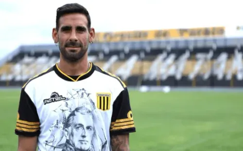 Twitter: Almirante Brown