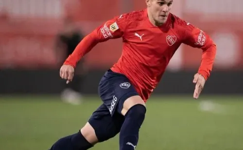 Nivel TOP de Fabricio Bustos en El Rojo.