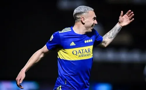 El festejo de Briasco tras su primer tanto en Boca. Foto: Getty