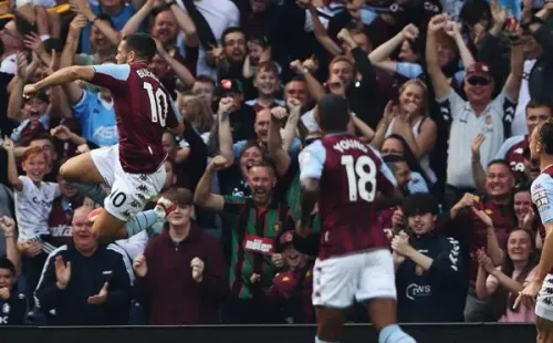 El festejo, con la bandera Argentina incluida.