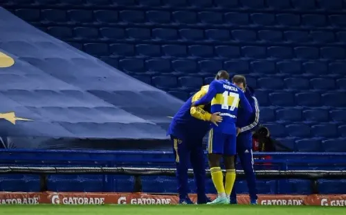 Advíncula se lesionó antes de partir a Perú, donde jugó los tres partidos. (Getty)