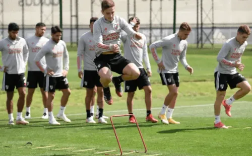 Palavecino en la práctica. (Foto: Prensa River)