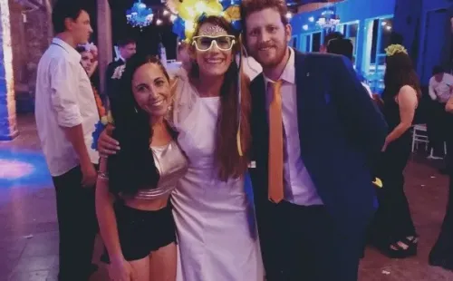 Juan José y la novia, Florencia.