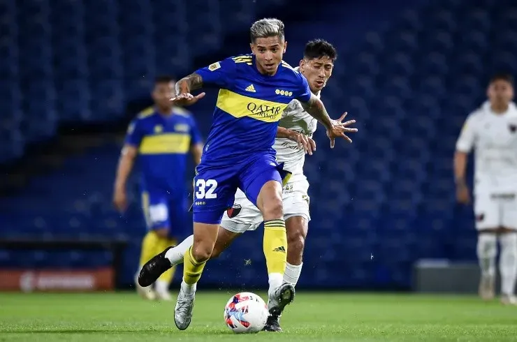 “Vos no sos el técnico, a vos te manejan”, le dijo Almendra a Battaglia.