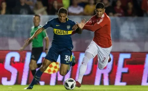 Almendra debutó con 18 años ante Independiente. (Foto: Getty Images)