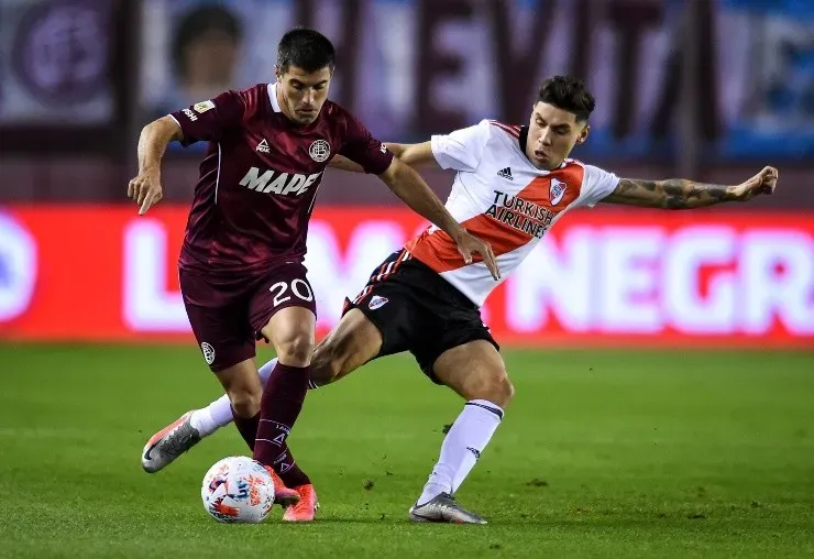 Tras el debut con derrota, Tevez sumó su primer refuerzo en Rosario Central.