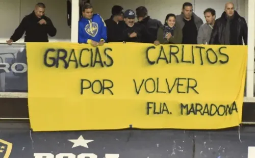 Diego fue a la recibida de Tevez.