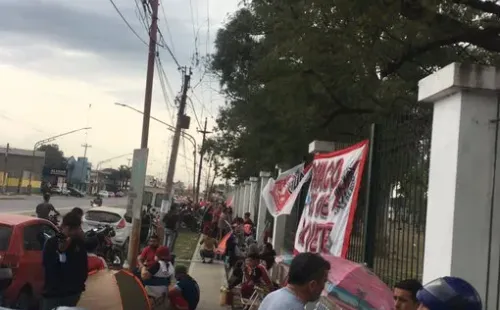 Twitter: @nicolass144