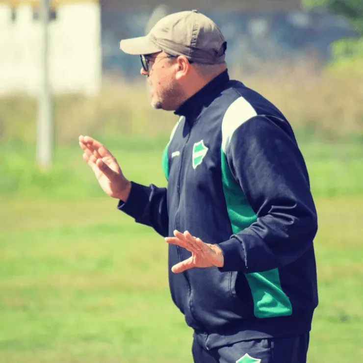 Matías De Cicco, DT de Ituzaingó.