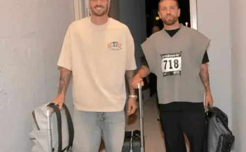 De Paul y Papu Gómez, dos de looks jugados.