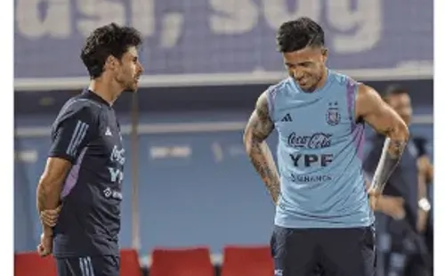 El cuerpo técnico ve “muy bien” a Enzo Fernández en las prácticas de Argentina.