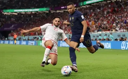 El único partido de la Copa del Mundo que Francia jugó conshort azul fue contra Túnez.