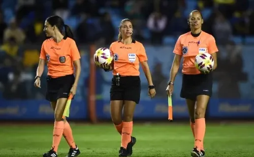 María Laura Fortunato en los duelos de los equipos femeninos de Boca y Lanús disputado en la Bombonera