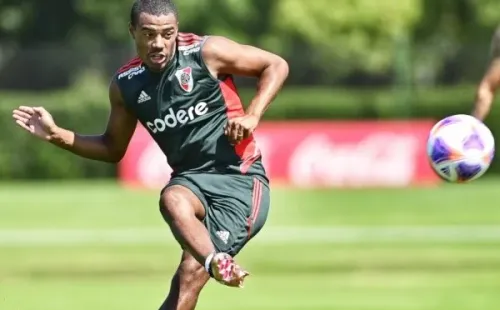 Twitter: @Riverplate