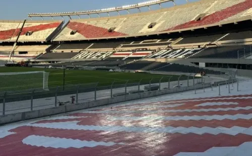 Twitter: @Sariskleit