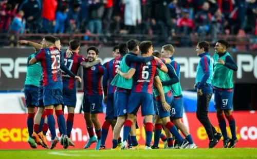 Los jóvenes de San Lorenzo festejando un triunfo. (Foto: Getty)