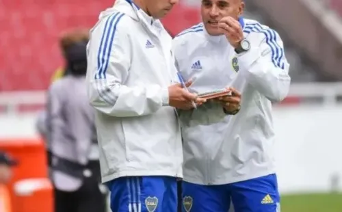 El DT junto con Pablo Jerez, quien por el momento quedó en el cargo.