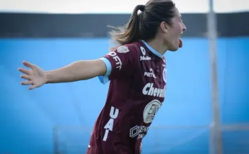 Romina Núñez ya sumó cinco goles en el torneo (PRENSA UAI)