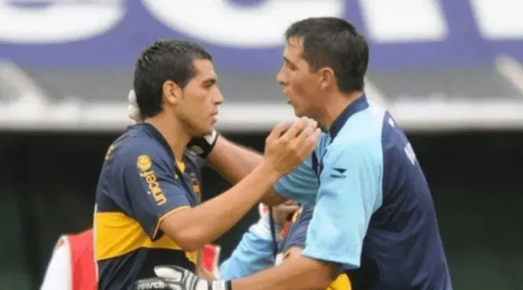 Un reencuentro entre Riquelme y Migliore.
