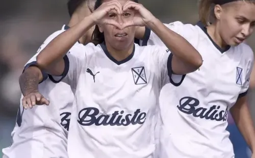 Mercedes Pereyra metió dos. (Independiente prensa)