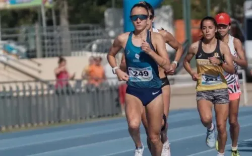 Florencia Borelli y su título 12°. CADA.