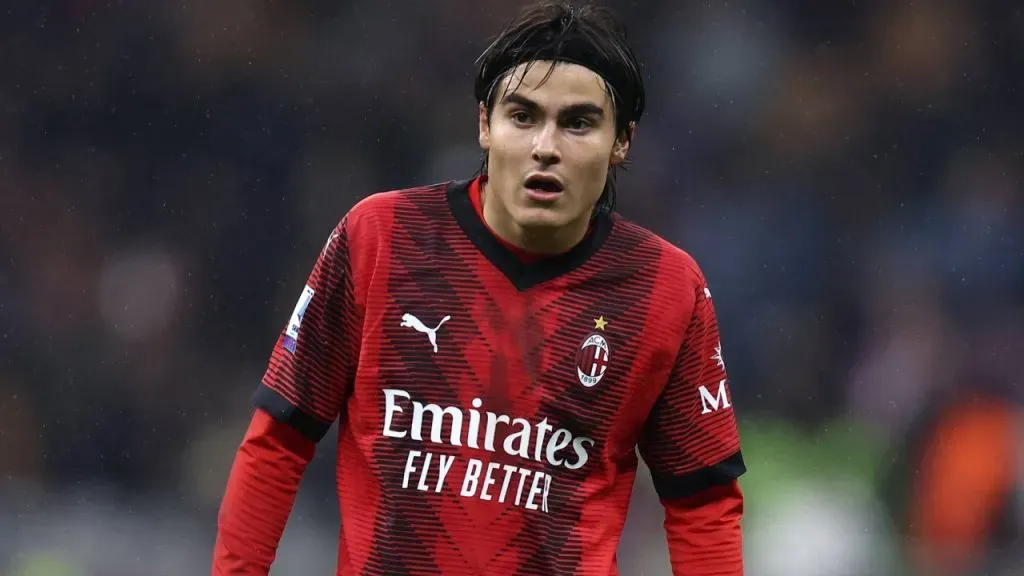 Luka Romero, extremo argentino de Milan.