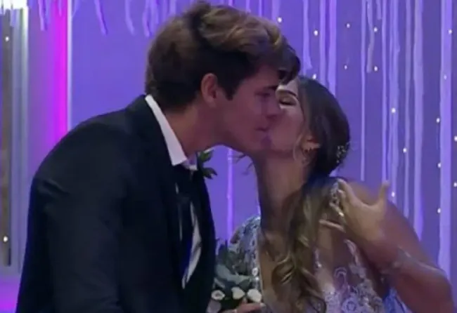 Marcos Ginocchio y Julieta Poggio en el casamiento de Gran Hermano 2022