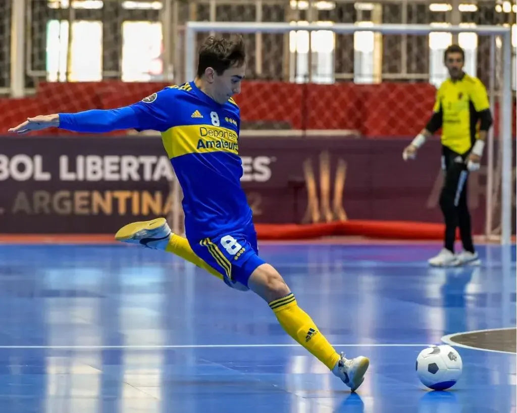 Santiago Basile es jugador de Boca.