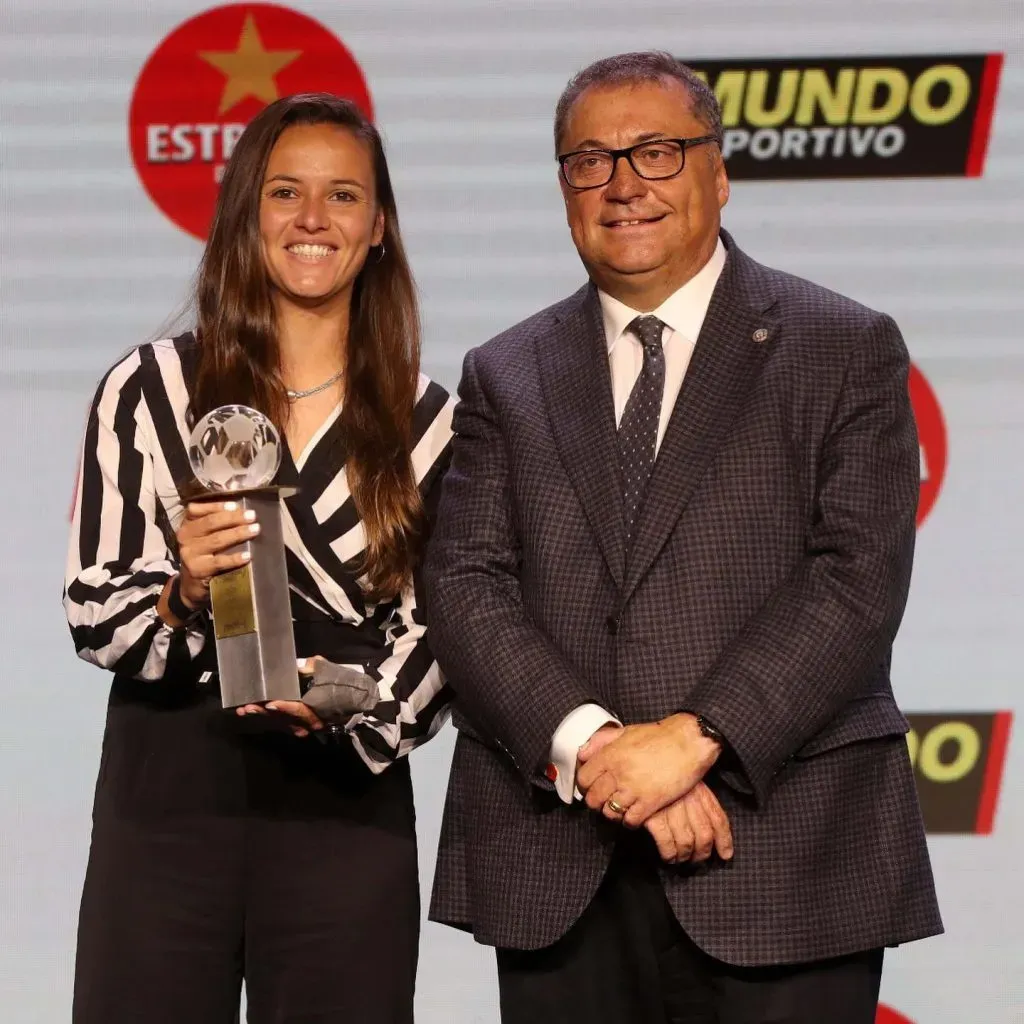 Florencia ganó en el 2021 el premio Mundo Deportivo al mejor gol del año, ante el Betis y jugando para Valencia.