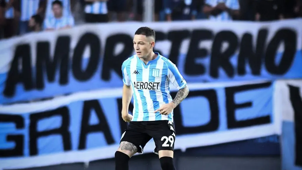 Aníbal Moreno mira a todos desde arriba. (Foto: Getty)