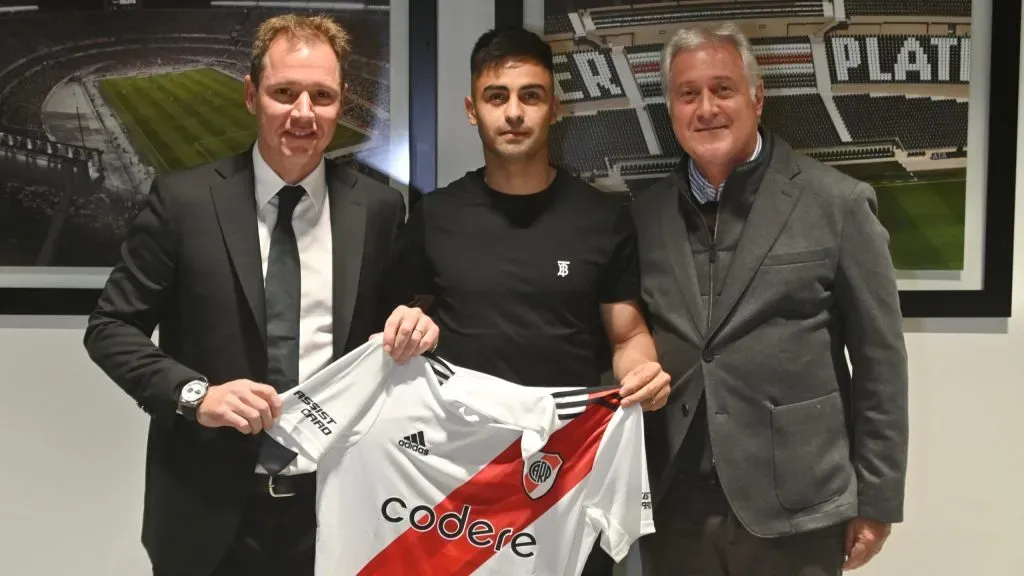 Twitter: @PrensaRiver