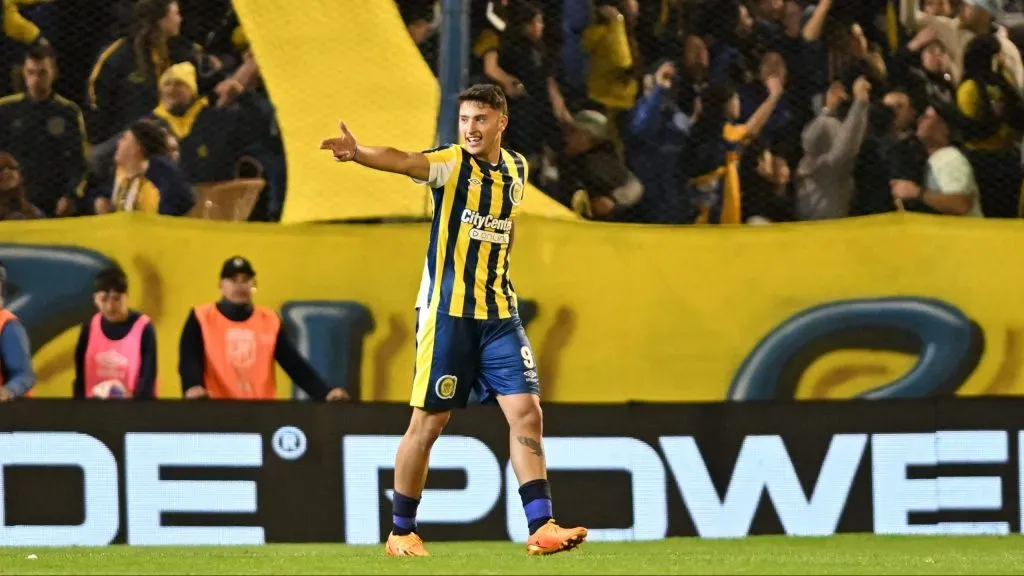 Alejo Véliz, el gran goleador que se fue de Rosario Central. (Foto: Getty)