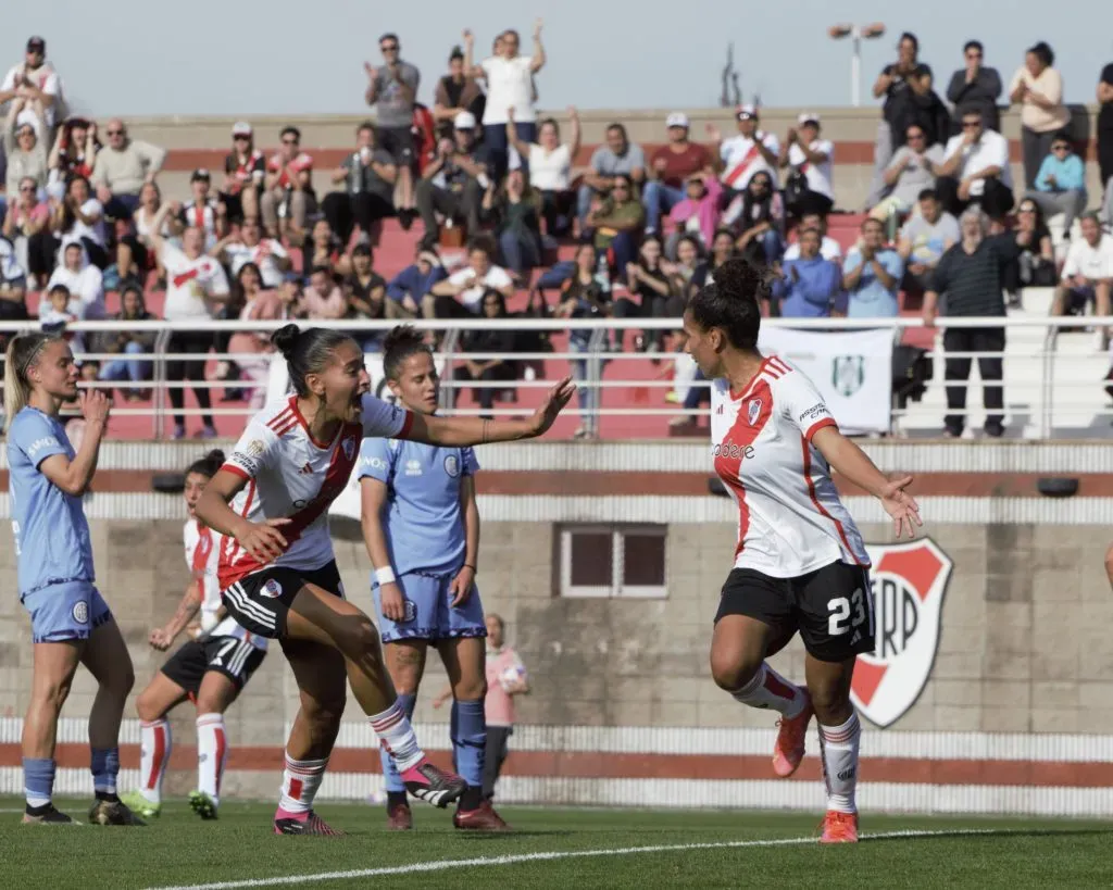 Laura Felipe convirtió de cabeza.