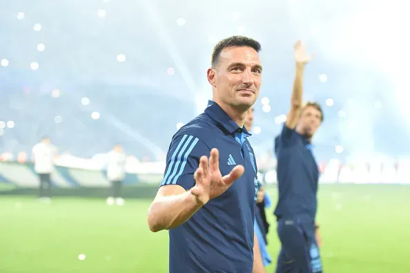 Scaloni en el Estadio Madre de Ciudades de Santiago del Estero.