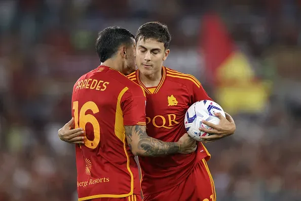 Paredes se unió a Dybala en Roma para la presente temporada.