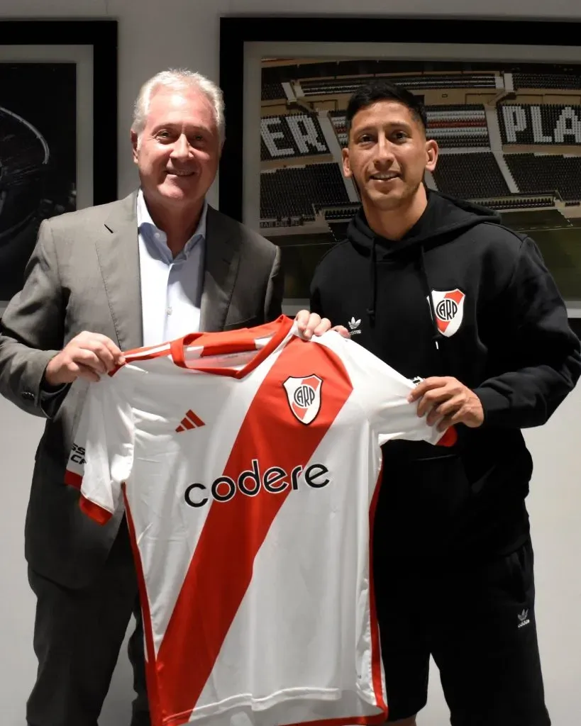 Rodrigo Aliendro renovó su contrato con River. (Prensa River)