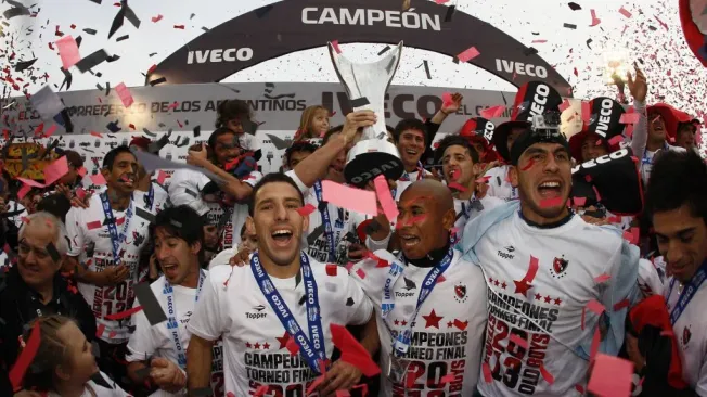 El Torneo Final 2013, último título oficial logrado por el Rojinegro (Imago)