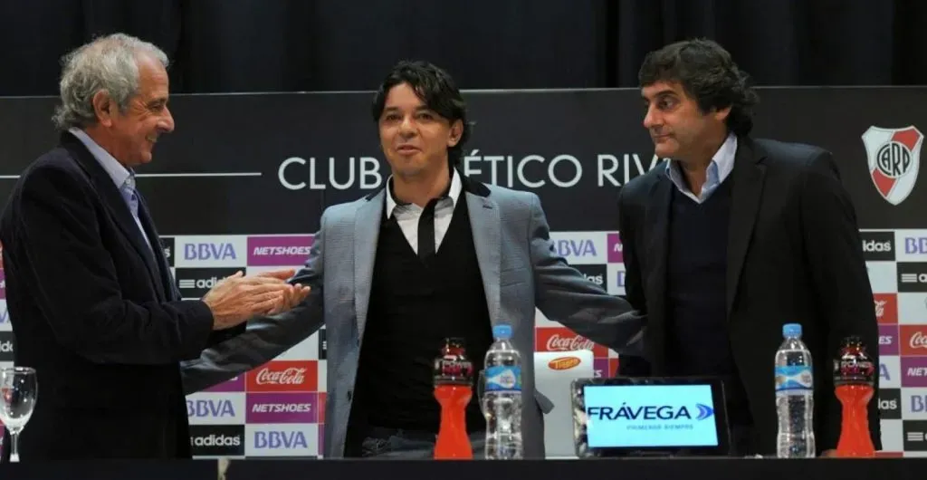 La presentación de Gallardo como DT, en 2014.