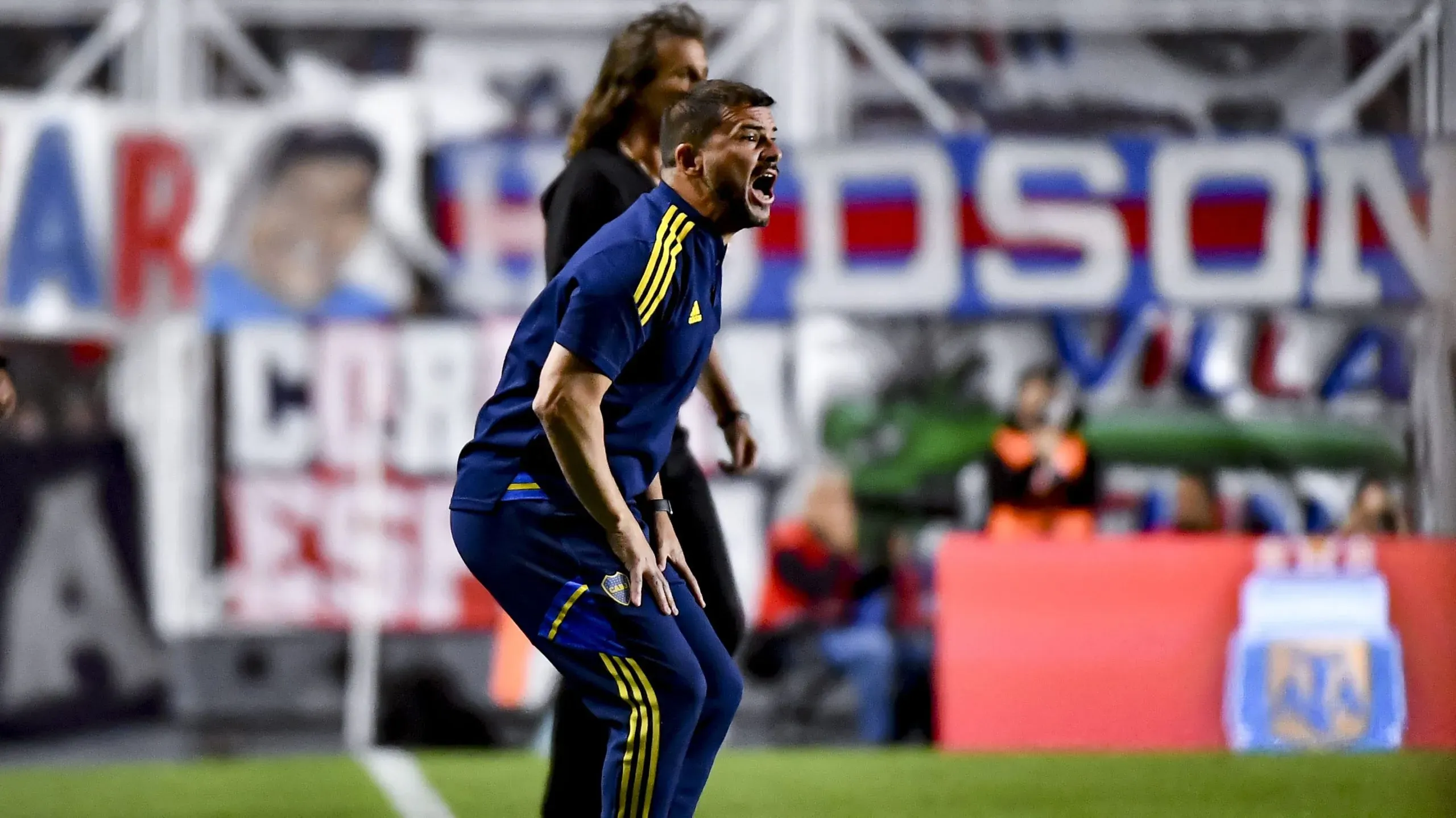 Como frente a San Lorenzo, Mariano Herrón volverá a dirigir el primer equipo de Boca este domingo frente a Newell’s. Getty Images.