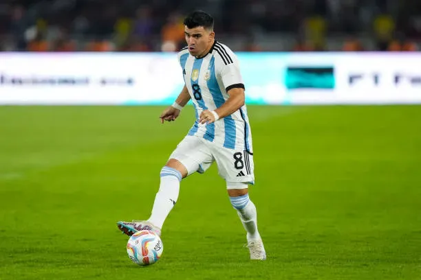 El ‘Huevo’ Acuña, convocado por Scaloni para los partidos contra Uruguay y Brasil. (Photo by Thananuwat Srirasant/Getty Images)