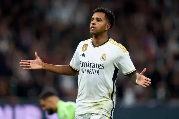 Rodrygo no esta cómodo como el nueve del Real Madrid. (Photo by Diego Souto/Quality Sport Images/Getty Images)