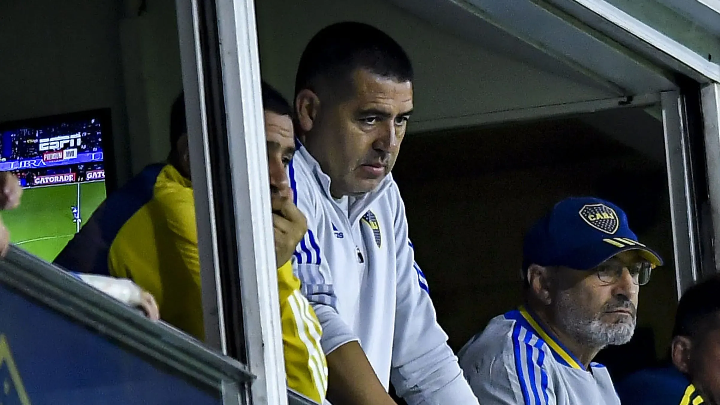 Juan Román Riquelme espera el resultado de las elecciones para ir a buscar un entrenador. Getty Images.