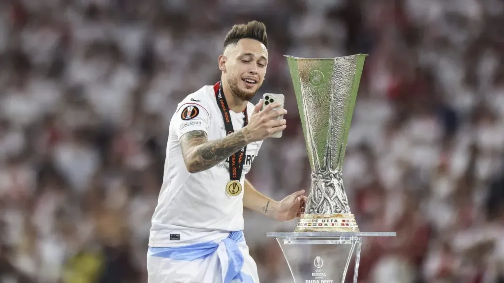 Lucas Ocampos, uno de los argentinos que ganó la Europa League 2022-23 con el Sevilla. (Getty)