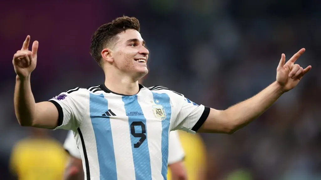 Julián Álvarez en la Copa del Mundo de Qatar 2022. (Foto: Getty)