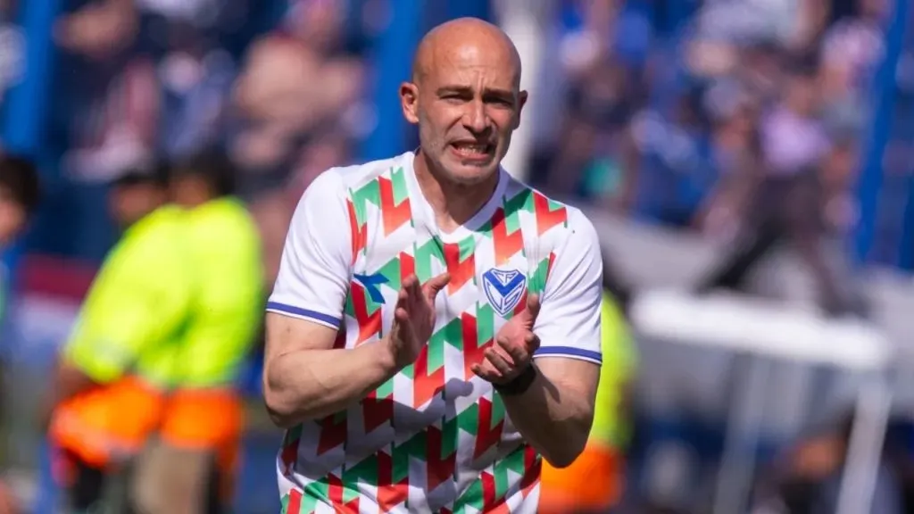 Sebastián Méndez dejó de ser el DT de Vélez.